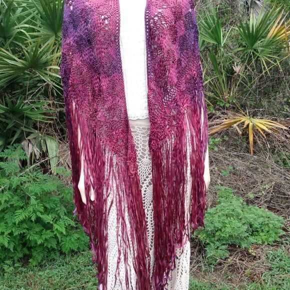 HANDMADE GORGEOUS Ombre Pink & Purple Knotted/Twisted/Weaved Wrap w/Long Fringe - Picture 9 of 10